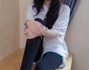 BoBoSocks袜啵啵 – 迷惑世人的白渔网袜：私房秀中小甜豆的独特魅力