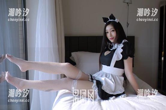 GIRLT果团网-莫雅淇 GIRLT果团网 - 莫雅淇在浴室里的原图,一场水中的轻舞飞扬