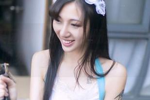 GIRLT果团网 – 高清图册：莫雅淇的运动时刻，不只是扭腰扭臀～
