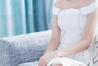 IMiss爱蜜社 – 小心！李李七七喜喜的最新厨娘图片，可能会让你不小心流口水哦。