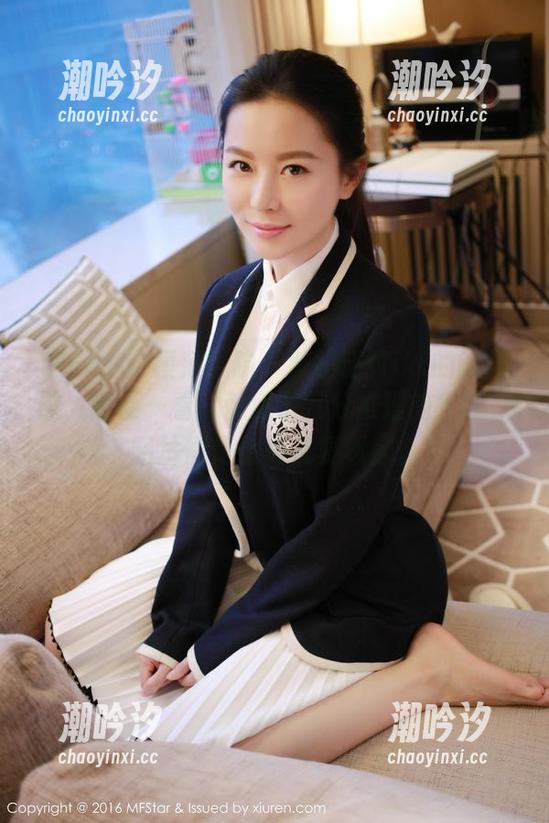 MFStar模范学院 - 陈小诺Niki的制服照，随便一看，都添了几分推理的乐趣，图片倒是值得反复琢磨。
