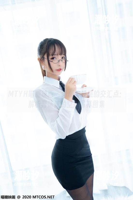 MTYH喵糖映画-蠢沫沫 MTYH喵糖映画 - 清新与性感的交汇点:解析蠢沫沫的空姐写真图集