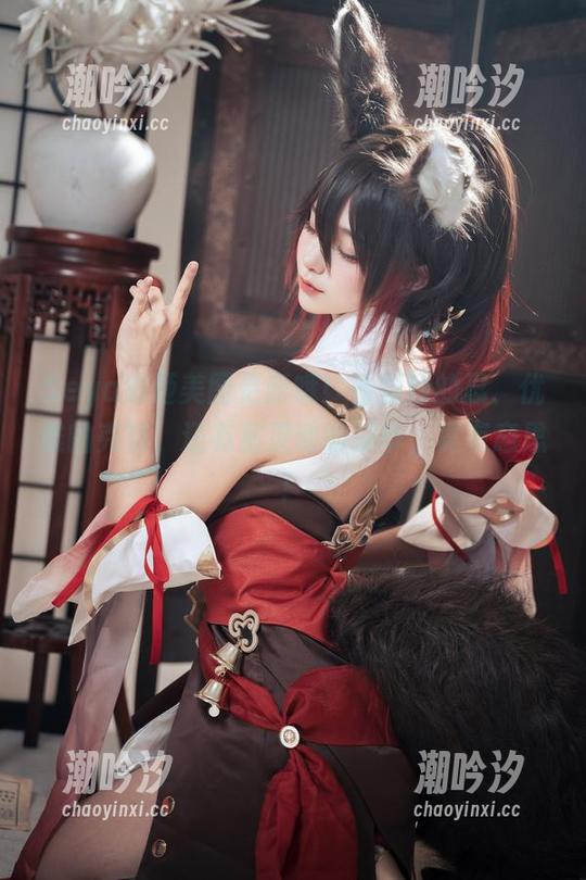 Seya狮砸美图更新哦！看坚韧的忍、优雅的克洛，还有那灵动的凌华，真有意思！
