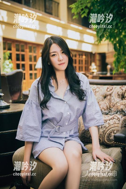 TouTiao头条女神 - 私拍中的郭忆然，真的是女王大人吗？这美图难道是魔法吗？