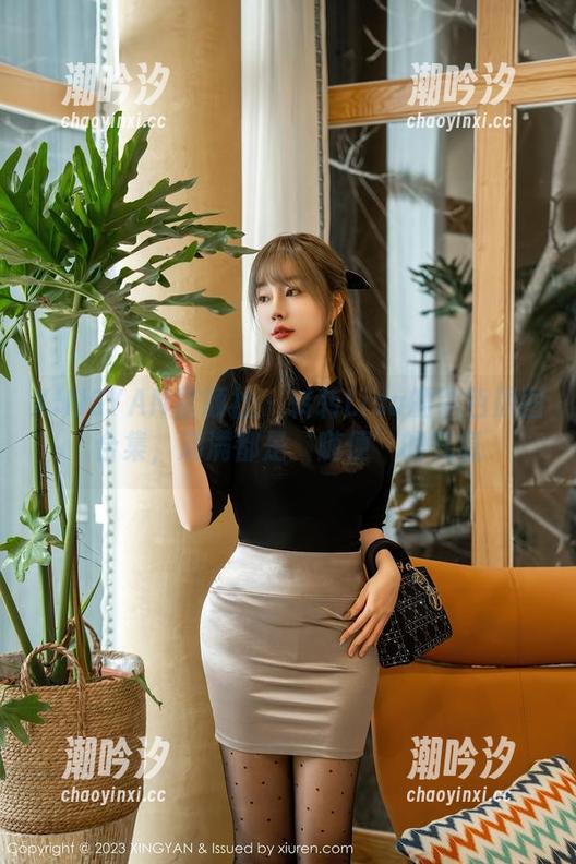 XINGYAN星颜社 - 转转Lisa的黑色原图合集，满满都是‘随便’的气息