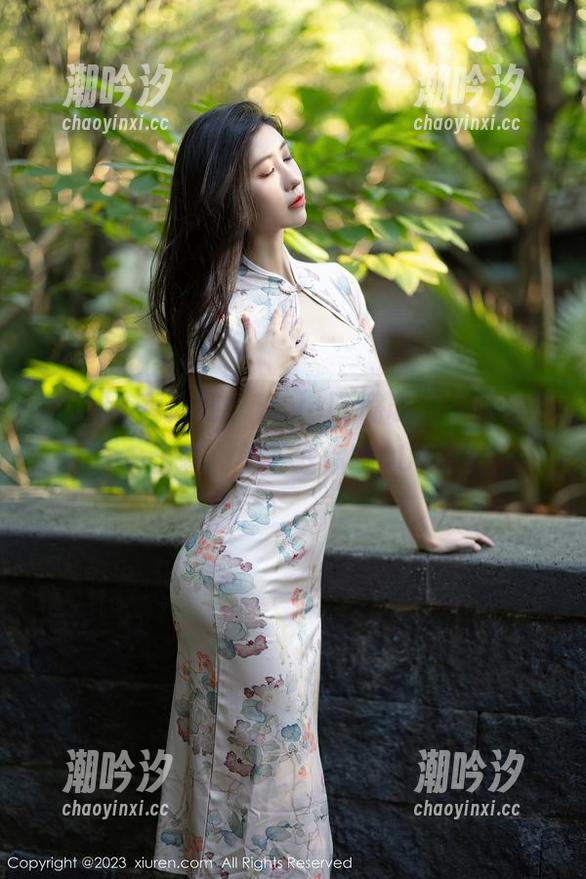 Xiuren秀人网-Lovely璐璐 Xiuren秀人网 - Lovely璐璐的“眼镜”——全套,不下载你就OUT了!
