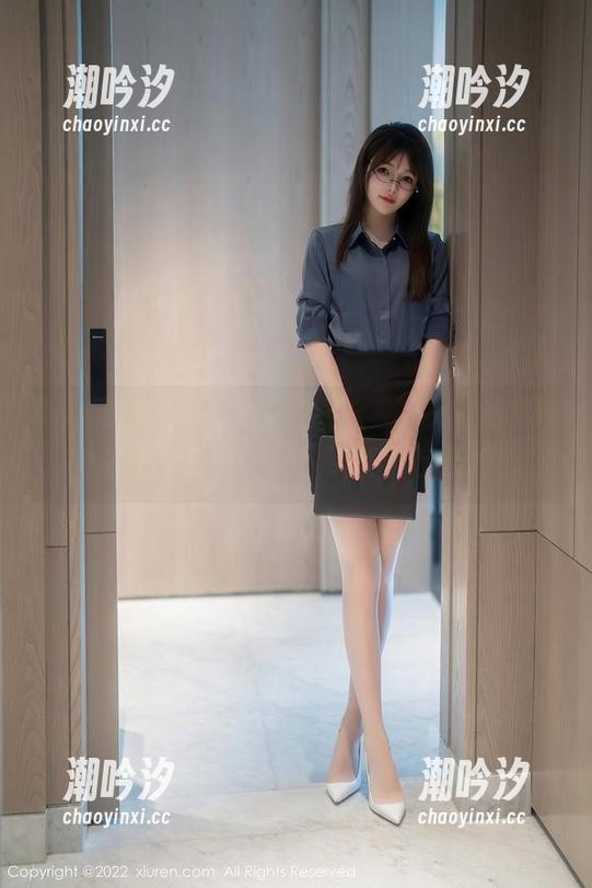 Xiuren秀人网-Mina米娜 Xiuren秀人网 - 职业装合集,Mina米娜的职场版面具,又是谁在后台操控?