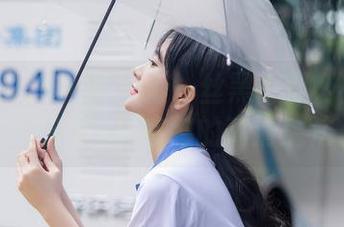 Xiuren秀人网 – 每一丝黑都那么有意思！分享z杯悠悠的高清魔法
