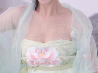 Xiuren秀人网 – 夏馨瑶的教室里，有你意想不到的福利图片