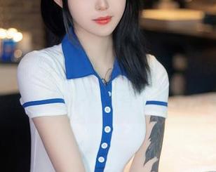 Xiuren秀人网 – 追踪徐莉芝Booty的女仆风格，谁说不能有个性化分享？