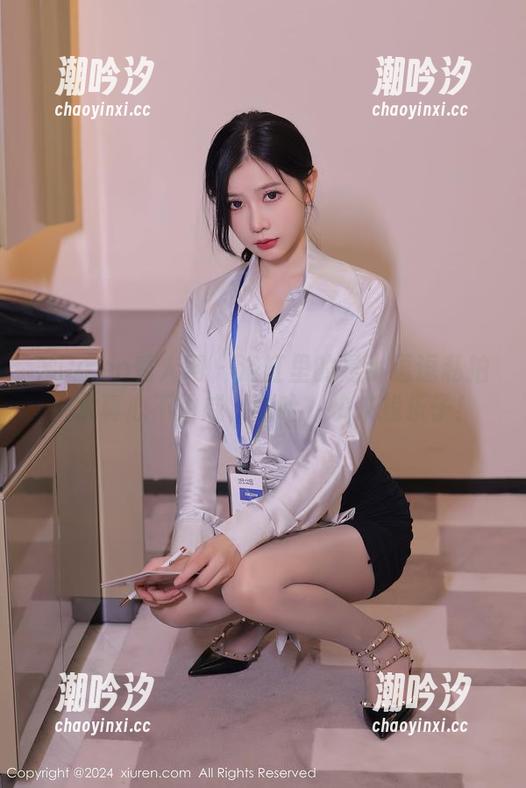 Xiuren秀人网 - 浴缸里的是小逗逗私拍，水真心不怕咸，哈哈，快来找乐子！
