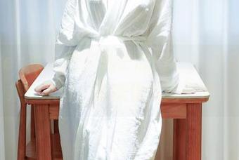 Xiuren秀人网 – 林子欣Freya最新写真集：灰丝，审美也太高了吧！
