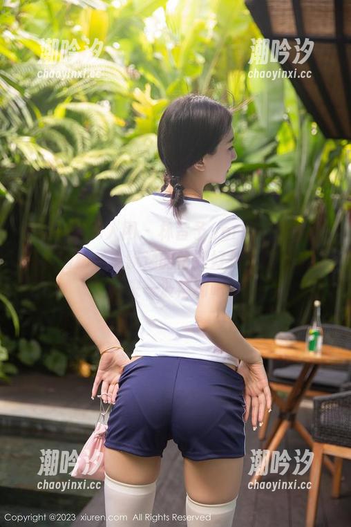 Xiuren秀人网 - 林昔予yorki：你的专属私房秘书，飘逸的恰到好处～图包直送，来一波福利吧！