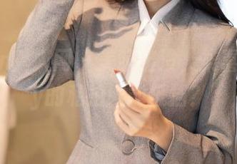Xiuren秀人网 – 美腿出没，柒喜小baby的私拍谁能抵挡？