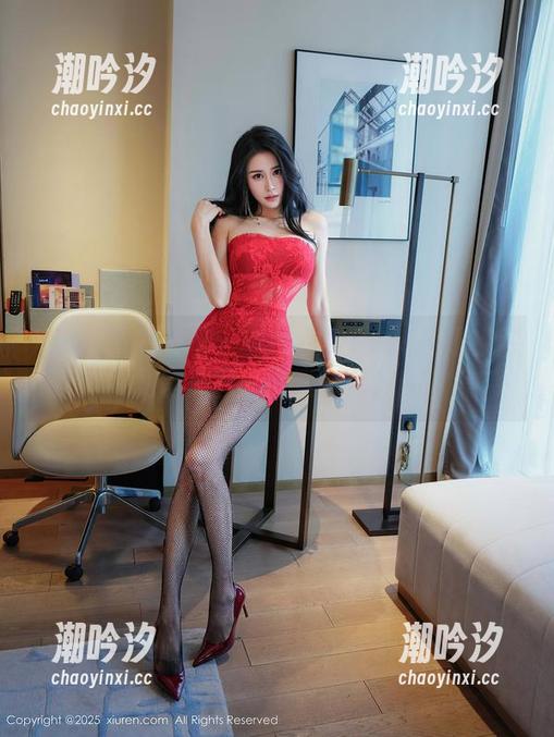 Xiuren秀人网-白微Sera Xiuren秀人网 - 看!白微Sera用职业装打造的私房美图,简直反转我的审美!
