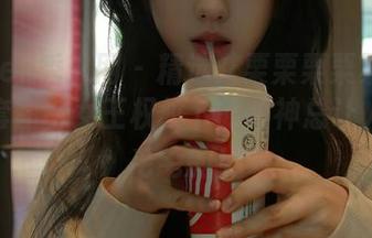 Xiuren秀人网 – 精选艾栗栗栗栗栗栗吖女王套图，女王权杖下的眼神总让人心里毛毛的！
