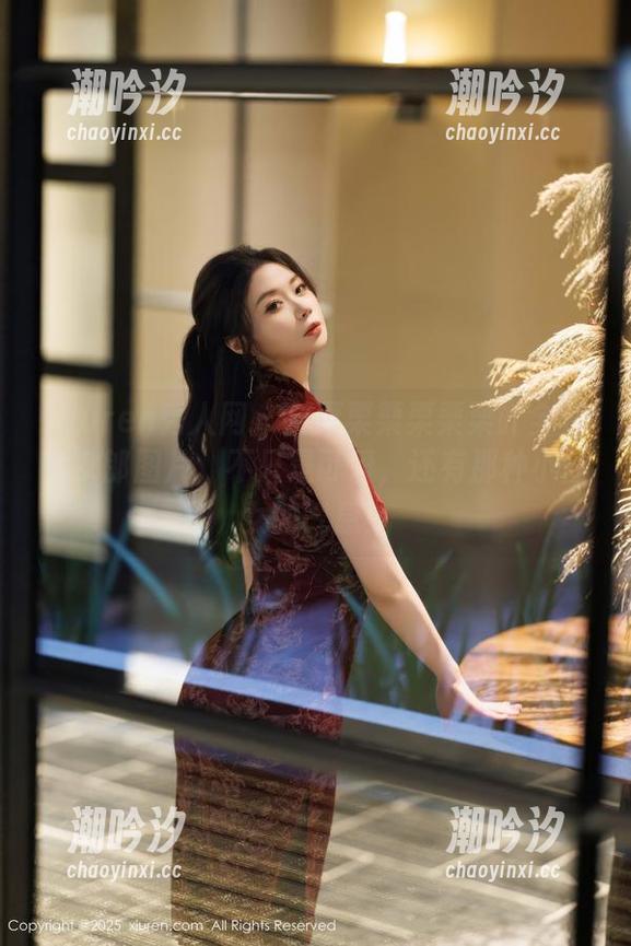 Xiuren秀人网 - 艾栗栗栗栗栗栗吖全套兔女郎图片，不只是可爱，还有那种小仙女的气息！
