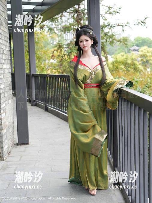秀人网搞的早川京子，这些图片相当催人下载，好像下了之后就能传递幸福！