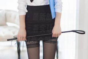 YouMi尤蜜荟 – 最新的和服照片，张思允Nice敢拍敢撩，着实让我想问，她有没有考虑过当个时尚顾问？