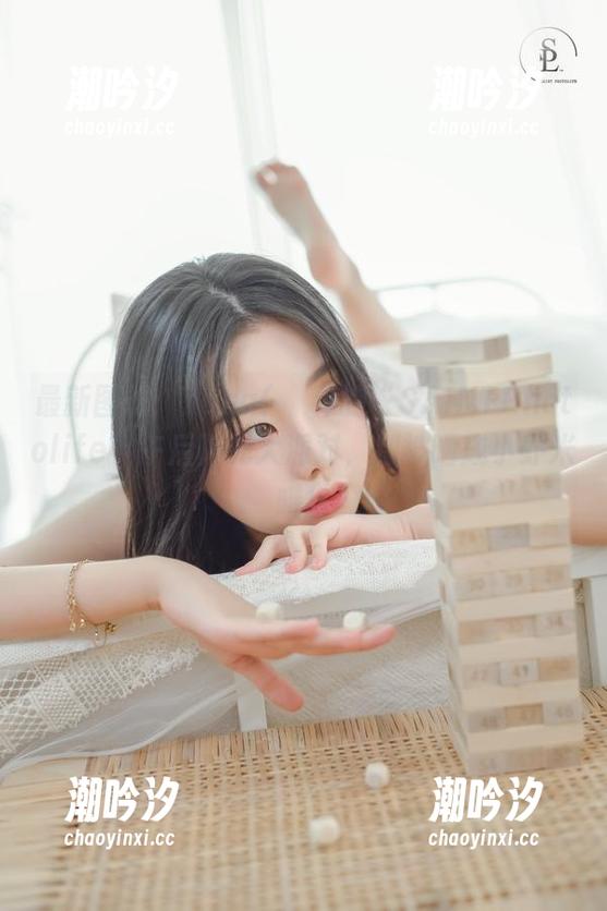最新图册：Yuna(윤아)的“SAINTPhotolife”午后阳光大派对，别被晒成小虾米哦！