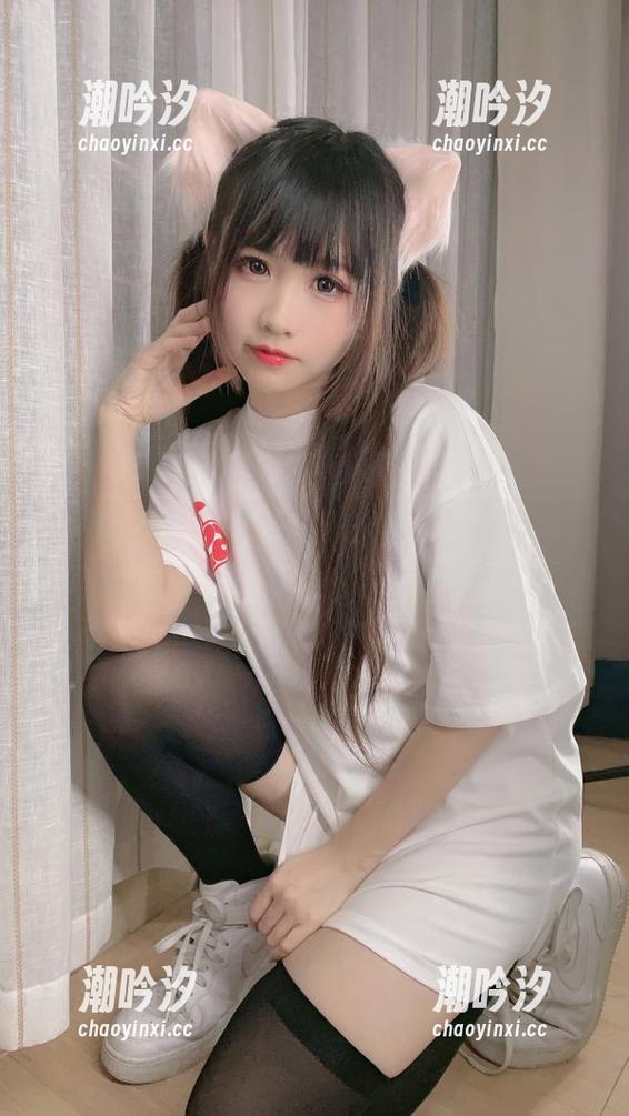 miko酱ww和她的小梦魔，原图里全是无圣光的瑕疵
