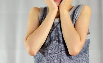pans – 英英的少女图包给了我不少灵感，资源很赞，用得上啊，真心向后辈推荐。