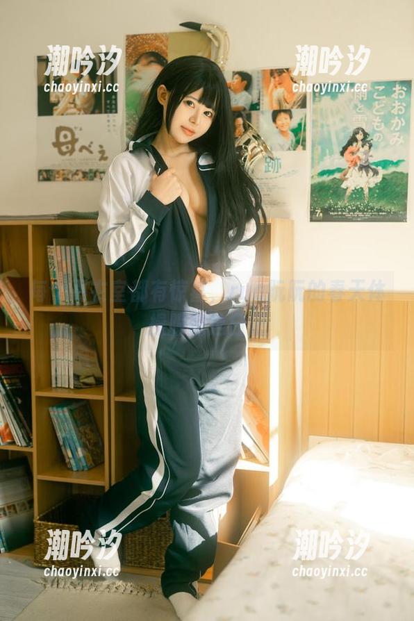 rua阮阮 每个更衣室都有惊喜,rua阮阮的春天体操服精选日记