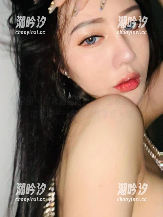 微密圈 - 潜水的渔网黑丝，出水的不爱笑的赛琳——精选套图带你入迷