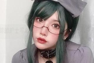 你十七鸽的护士写真大放异彩：众多灰色壁纸中不二挑选