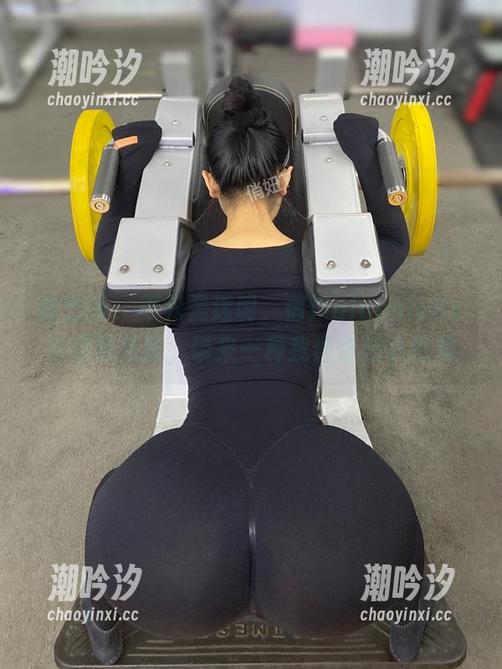 微密圈 - 不只是透明，俏妞qiaoniu66新图包更新，带来一种我懂你的小默契