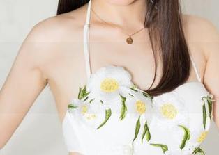 克拉女神 – 谁能拒绝？宋黛的黑色写真集一定又要掀起一阵热潮，分享给追星族！