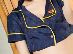 克拉女神 – 资源不多，但这组颖儿的居家写真足够让我一遍又一遍看。
