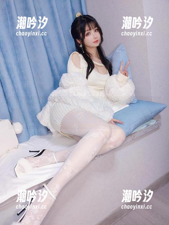 想问“凉凉子rioko”内衣的配色灵感，cos的先锋之作。