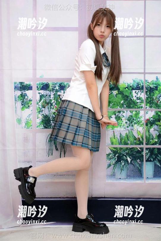 初夏女神-安妮 初夏女神 - 安妮的粉色图集,说好的少女感呢?竟然更撩了!