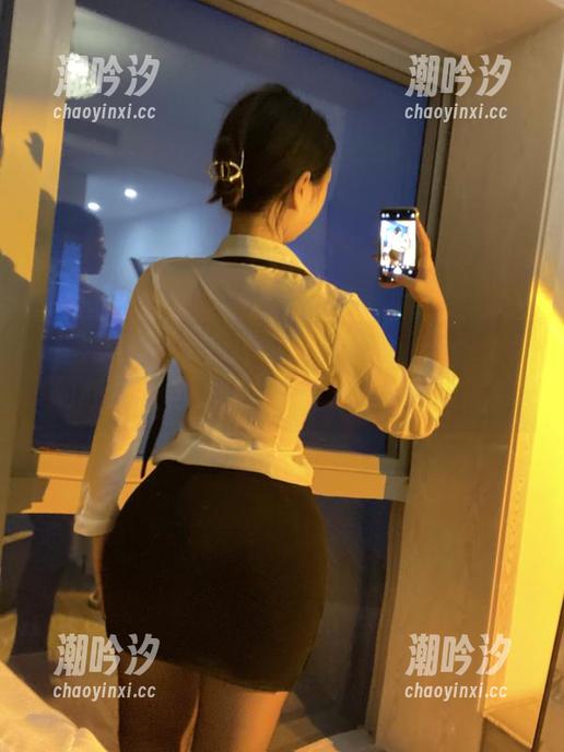 微密圈 - 从未见过的安妮yoo：无圣光下的红底黑丝图包，真得让人小鹿乱撞！