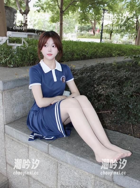 小众视觉-小薯条 小众视觉 - 小薯条空姐特辑,别迷信圣光,幸福自己来雕刻!