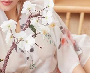 尤蜜荟 – 李承美最新美图，难控这是个技能