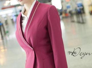 推女神 – 精选海报：你能想象林紫涵连体衣穿上后走路的姿势吗？我真不敢想！