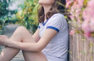 推女神 – 美昕Yumi最新作品，天台逗弄不着边际的浪漫。