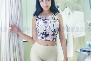 推女郎 – 谁说清纯不得派头？李丽莎原图里的小蹊跷