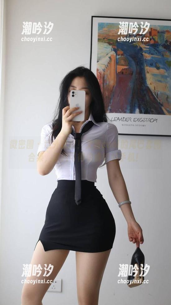 微密圈 - 意外收获！文茜cool的尾巴套图合集，这回可得偷偷锁好手机！