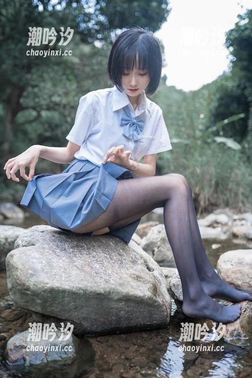 木绵绵OwO 抢先免费欣赏木绵绵OwO的美脚合集,谁说只看脸?