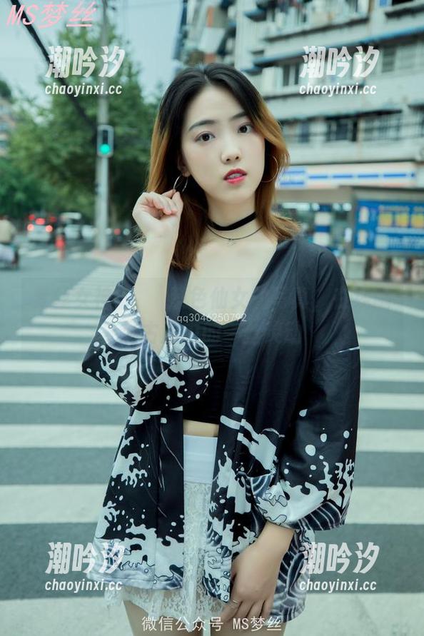 梦丝女神 - 玥玥蓝色仙女的写真，在线幽游古风中的一丝灵动