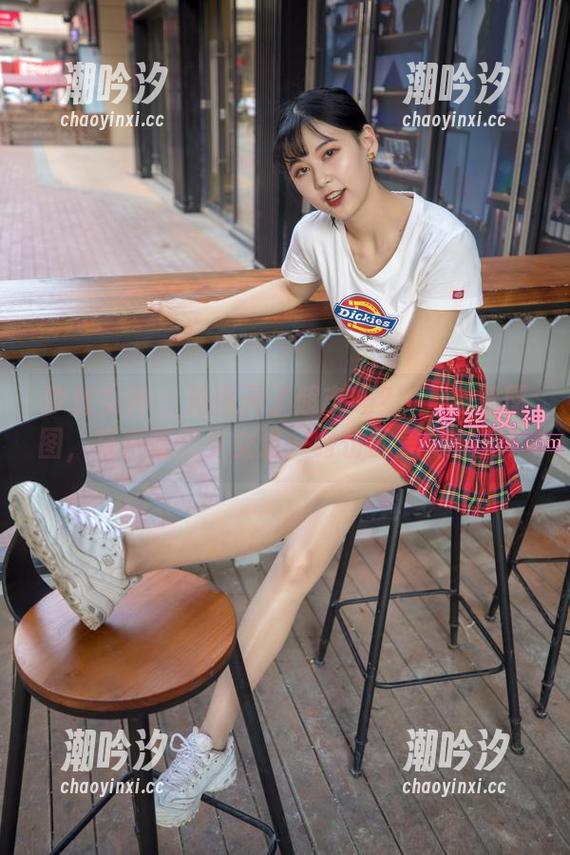 梦丝女神 - 是我开了超市吗？玥玥精选原图，直击吃货少女这一身份的美好时光！