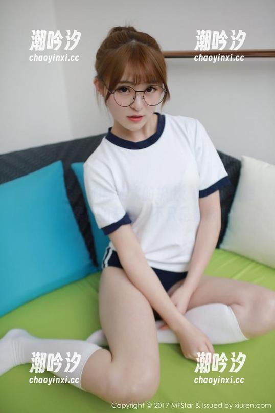 模范学院-Milk楚楚 模范学院 - 心静如水的护士:Milk楚楚的轻柔私拍套图,不只是看病哦