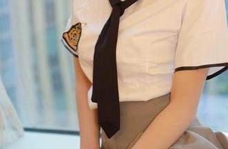 模范学院 – 套图大赏：安心追随恩率babe的制服更新，我要买一套！