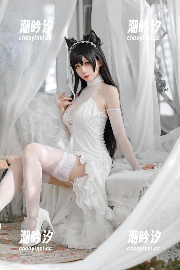 樱落酱w的圣路易斯礼服，打算cos谁呢？米奇老鼠吗？