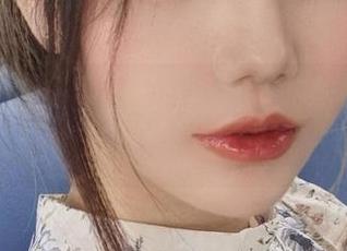 最新洛可ss制服图册：不只是书本的女主角，还有其他角色等你来发现。
