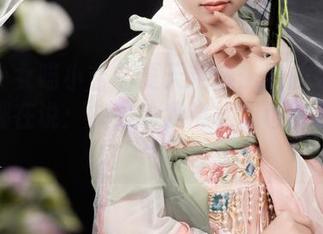 爆机少女喵小吉的夏天精选：她的每一张图片都在说：快来给我浇水我也要开花啊！