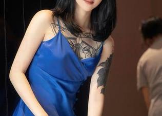 秀人网 – 对黑丝的执着，果然从lingyu69的作品原图看出了氛围